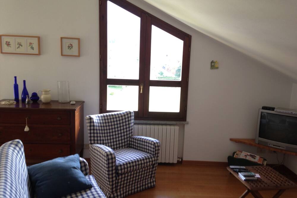 Photo of Livingroom in Cremeno