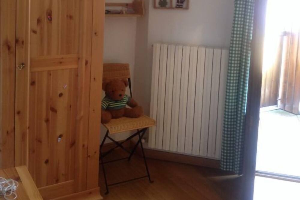 Photo of Bedroom in Cremeno