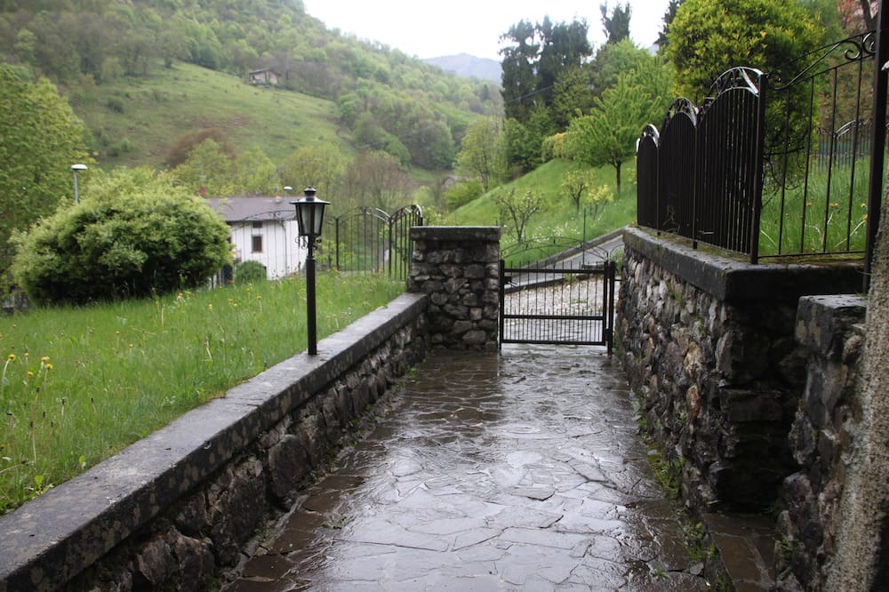 Photo of Outdoor in Serina