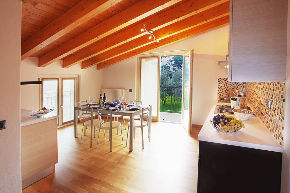 Photo of Kitchen in Cadenabbia