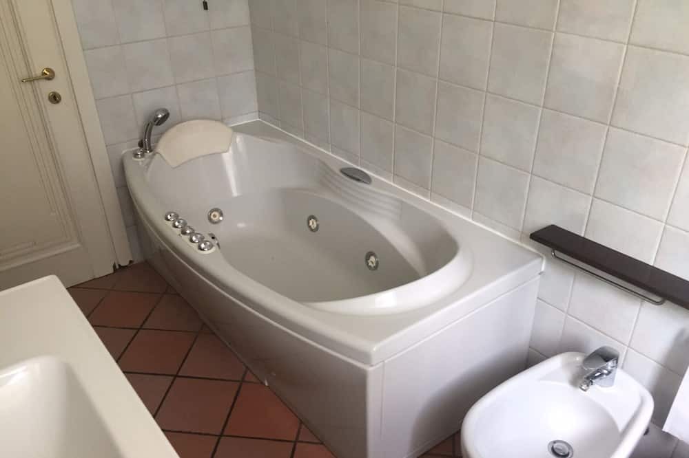 Photo of Bathroom in Monza