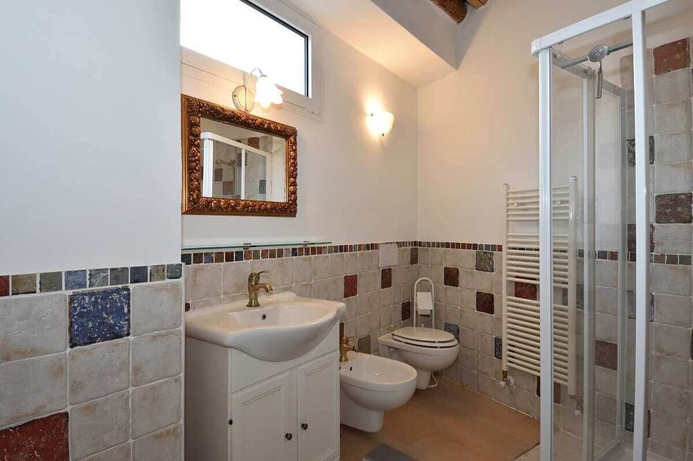 Photo of Bathroom in Visgnola