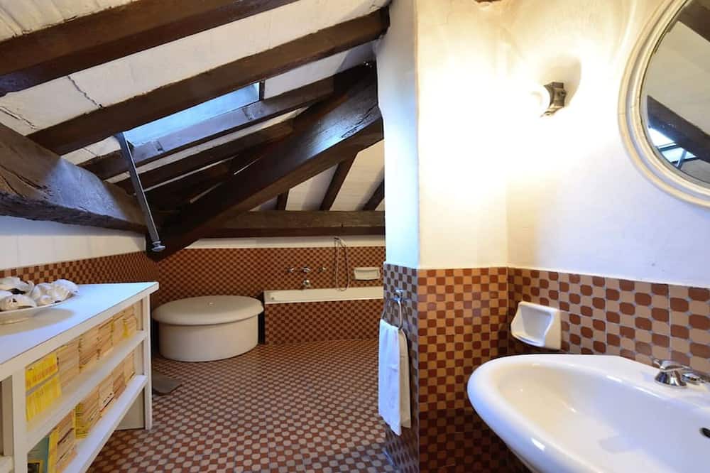 Photo of Bathroom in Varese