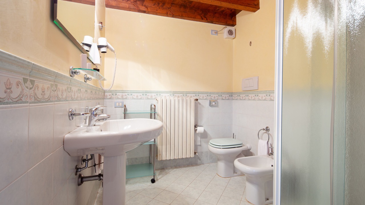 Photo of Bathroom in Gardone Riviera