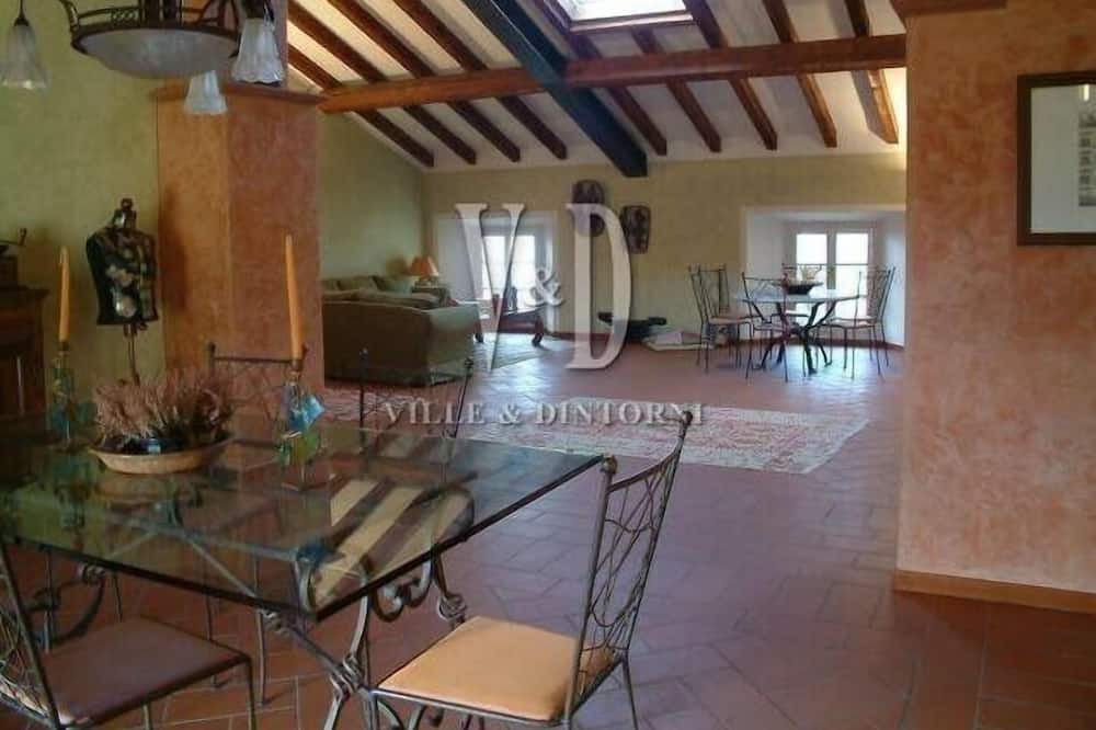 Photo of Livingroom in Pare