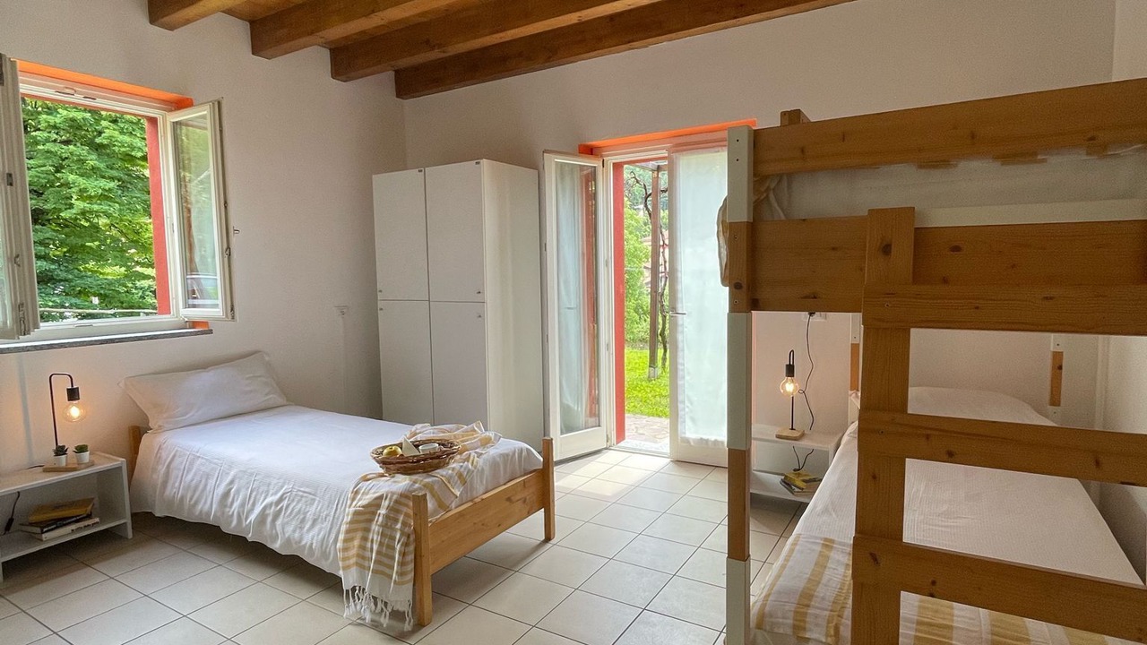 Photo of Bedroom in Laveno