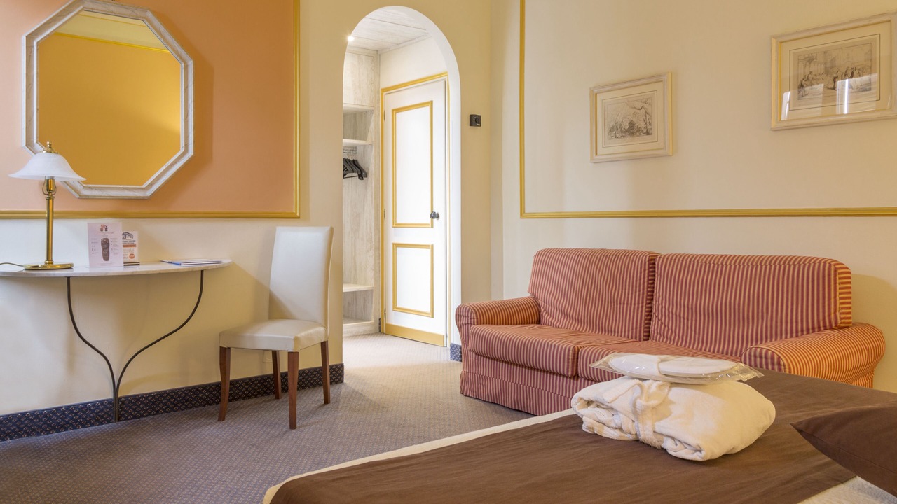 Photo of Bedroom in Crema