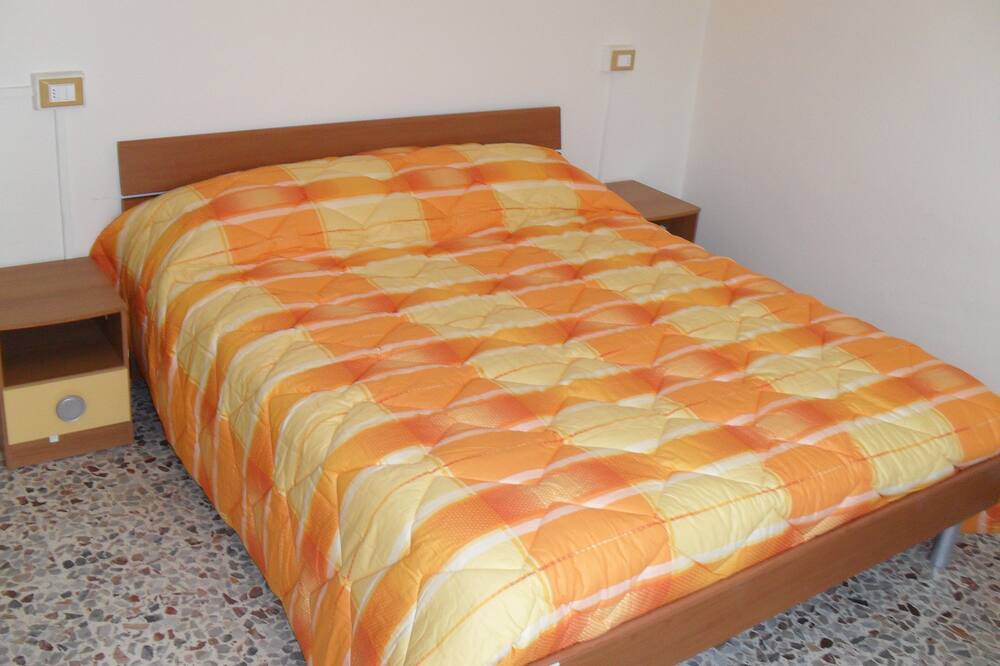 Photo of Bedroom in Borno
