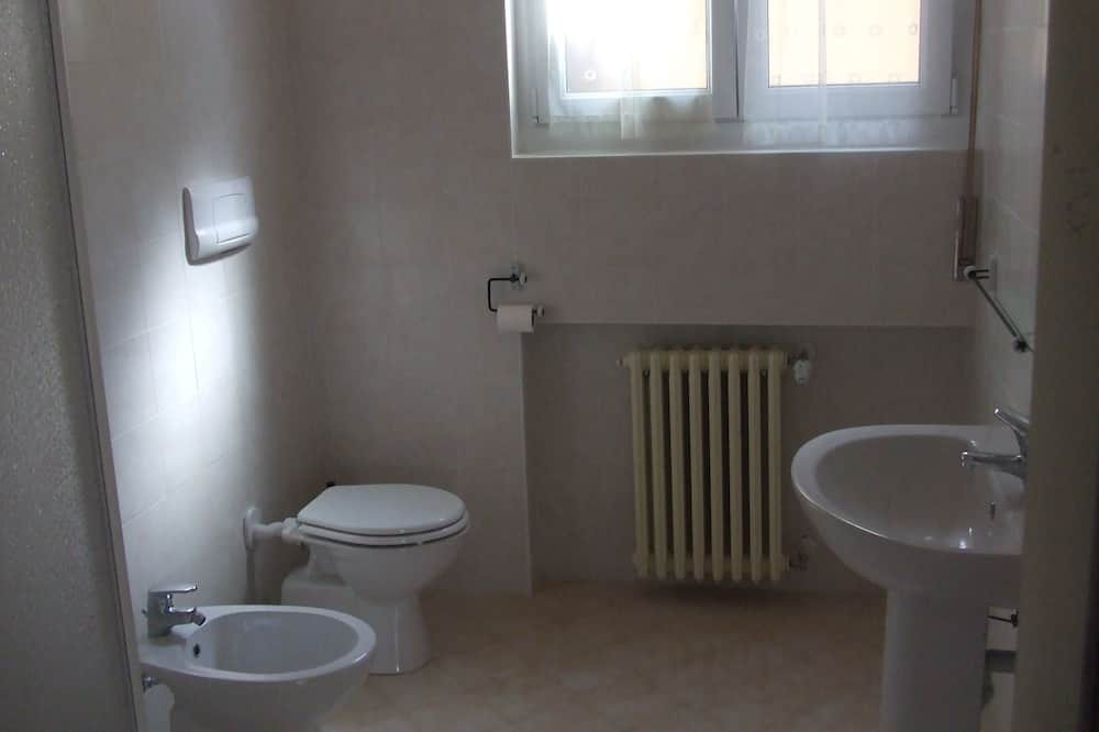 Photo of Bathroom in Borno