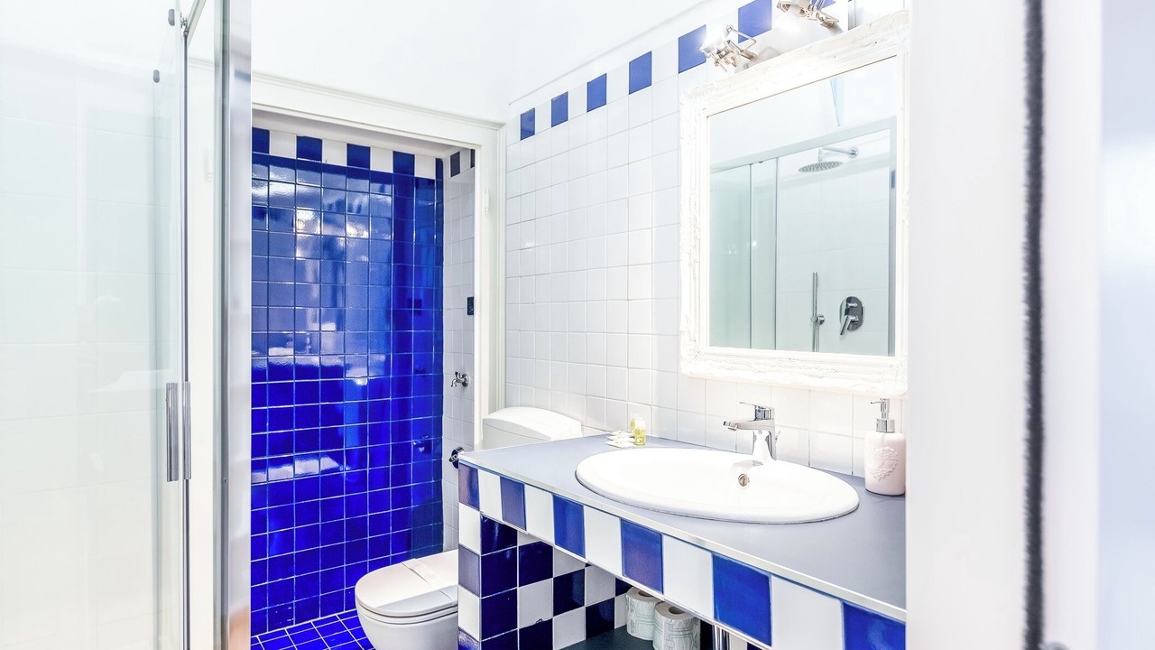 Photo of Bathroom in Chinatown