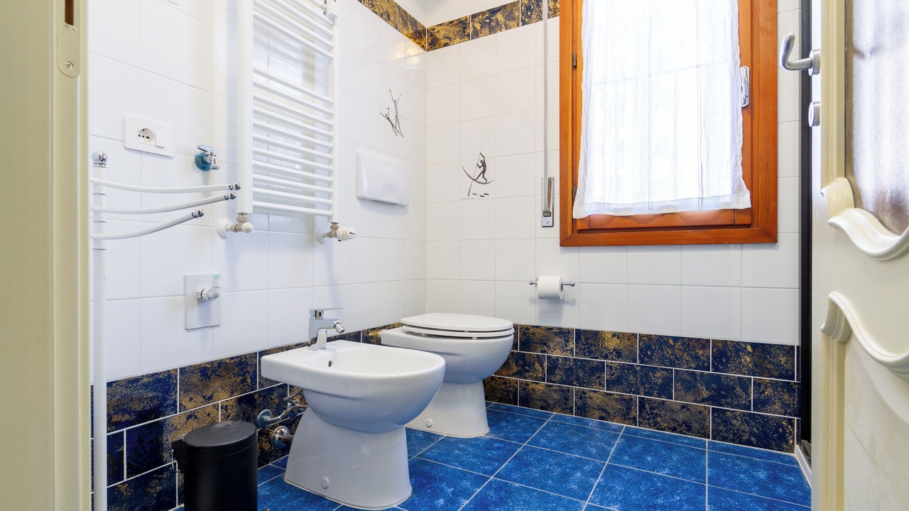 Photo of Bathroom in Turro