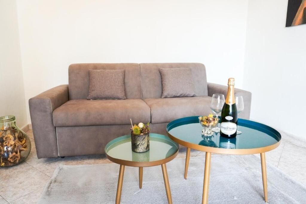 Photo of Livingroom in Pero