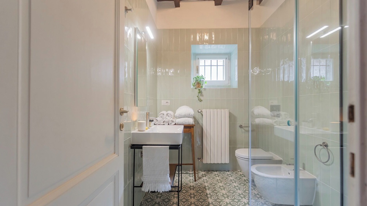 Photo of Bathroom in Guello