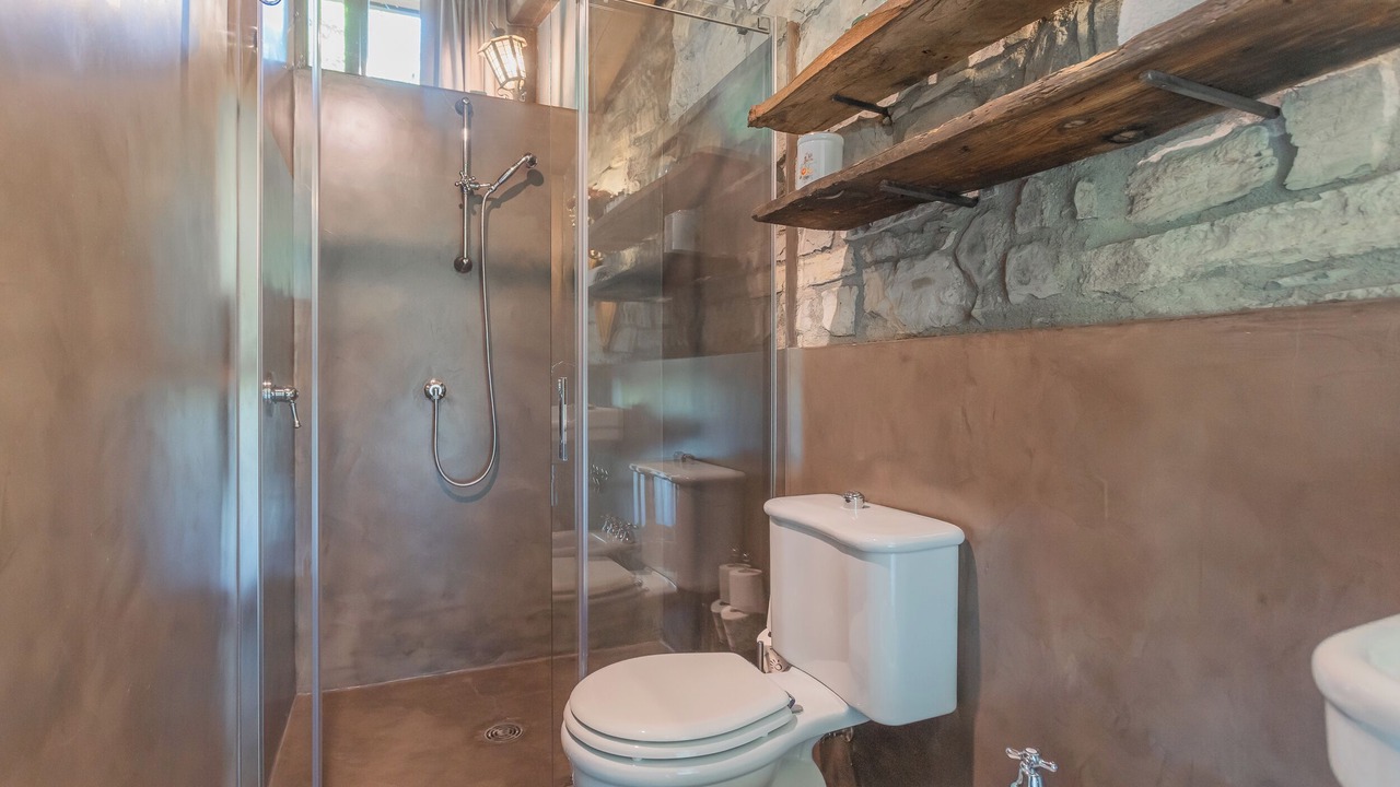 Photo of Bathroom in Faggeto Lario