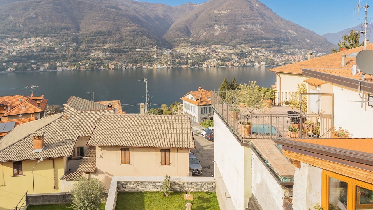 Photo of Others in Torno