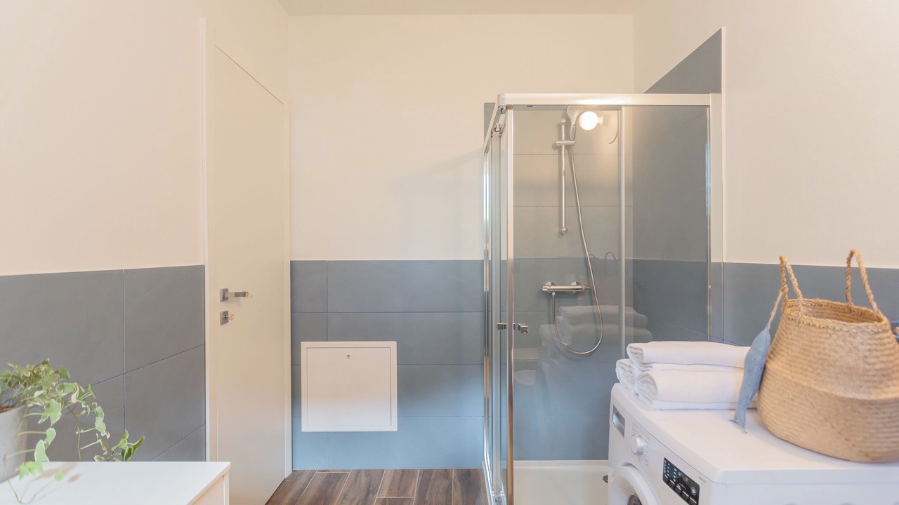 Photo of Bathroom in Calozzo