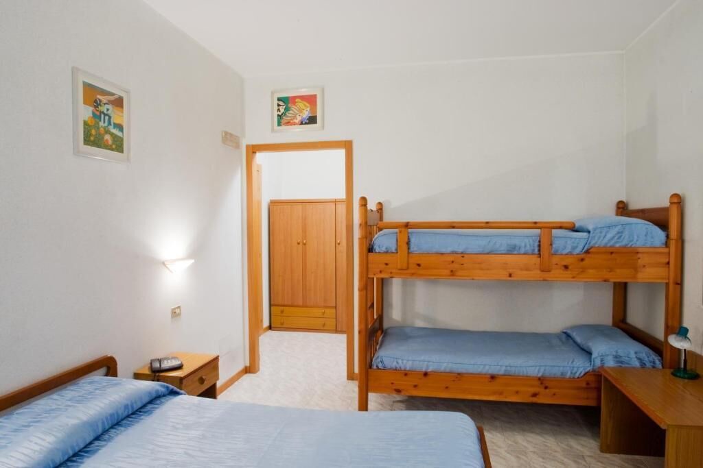 Photo of Bedroom in Mandello del Lario
