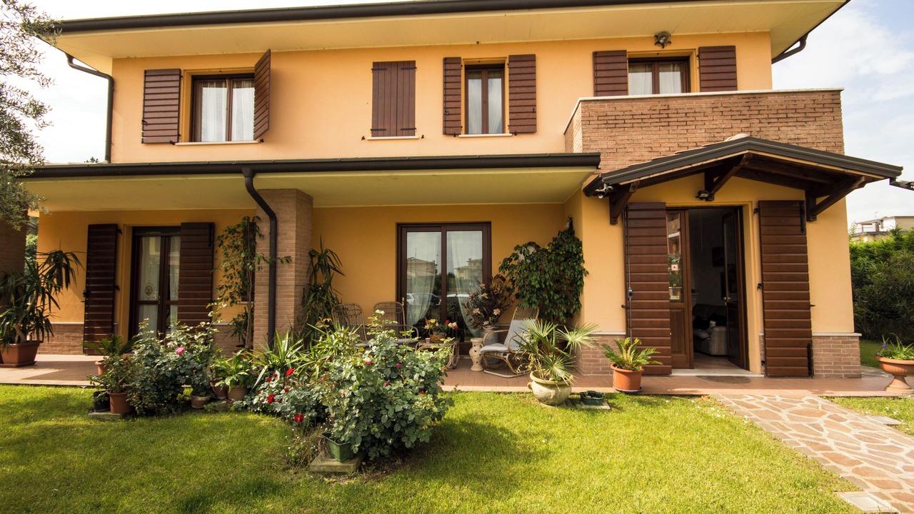 Photo of Outdoor in Cerese