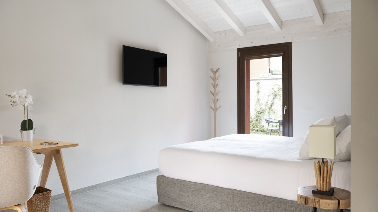 Photo of Bedroom in Como