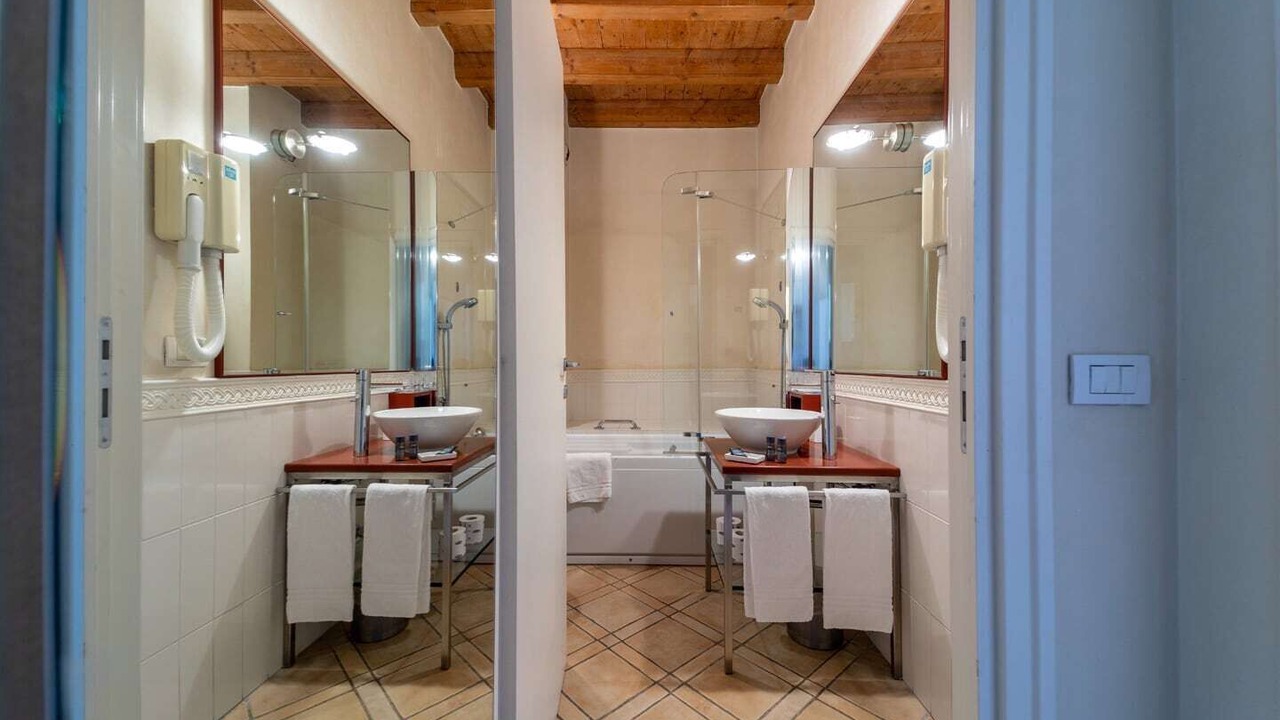 Photo of Bathroom in Navigli