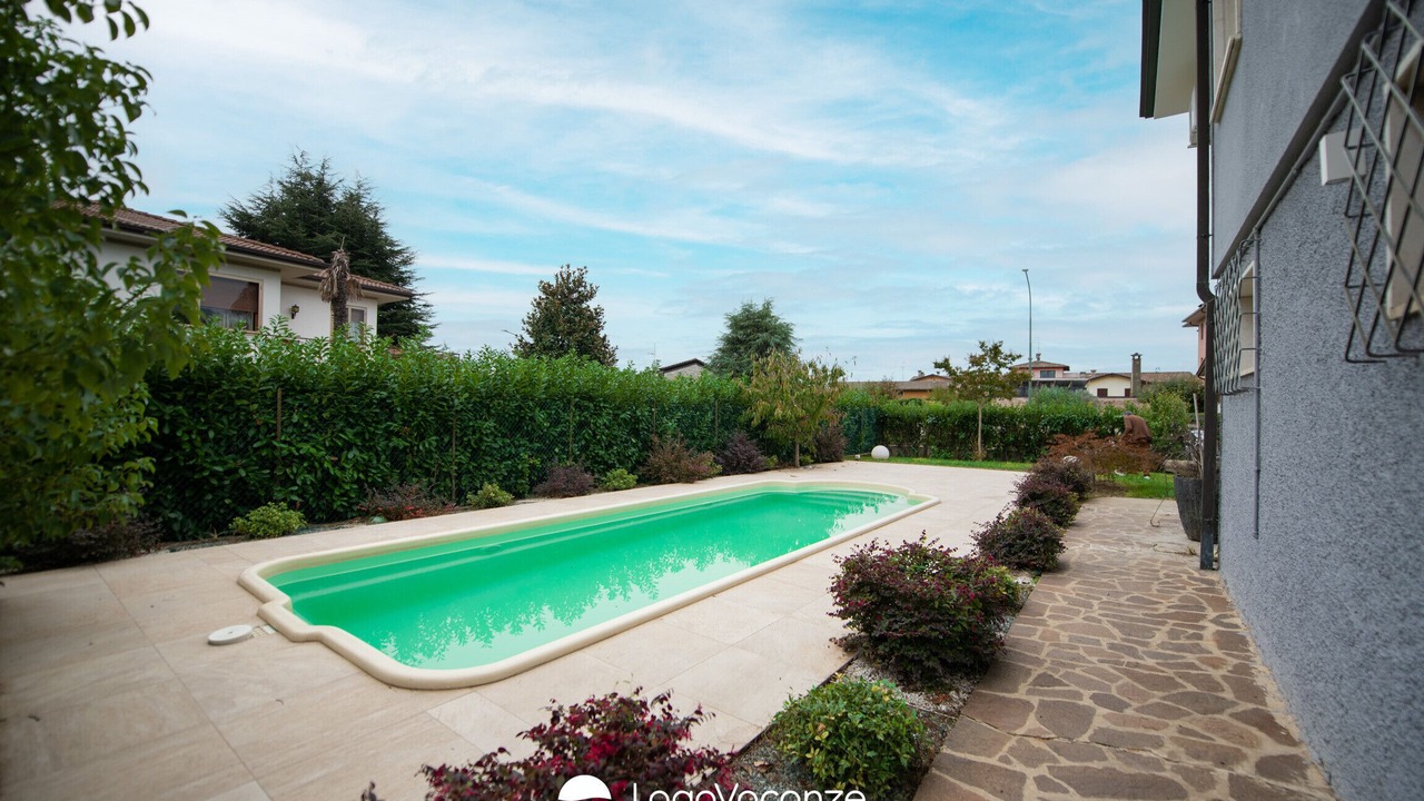 Photo of Outdoor in Prevalle