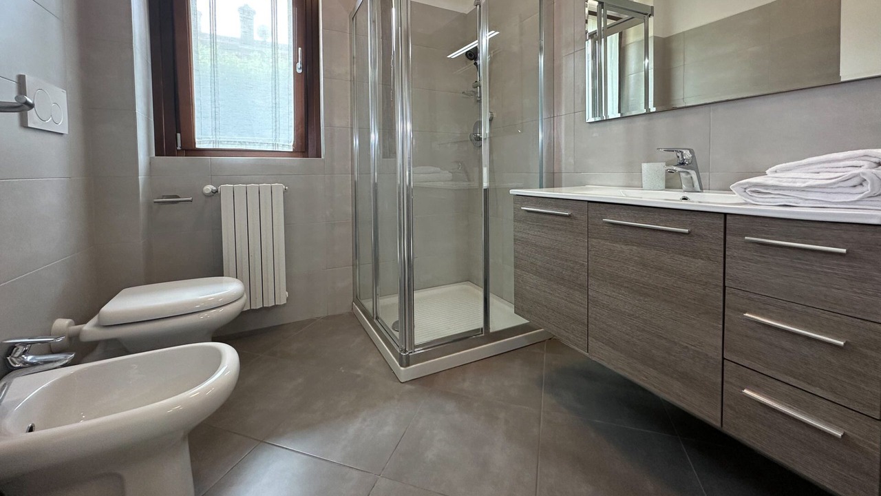 Photo of Bathroom in Rho