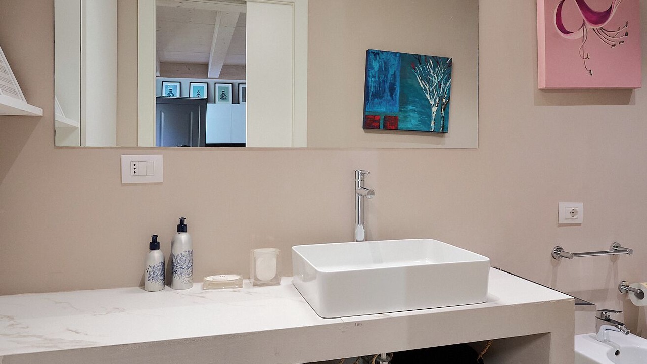 Photo of Bathroom in Chinatown