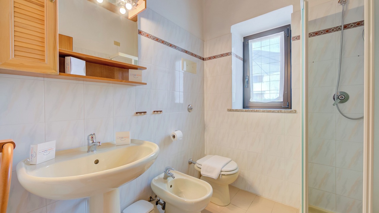 Photo of Bathroom in Toscolano Maderno