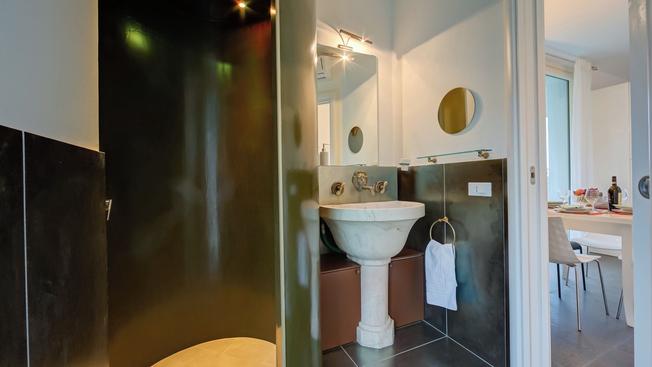 Photo of Bathroom in Gaino