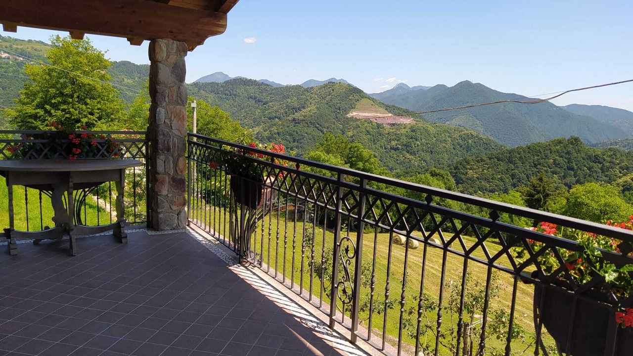 Photo of Outdoor in Mura