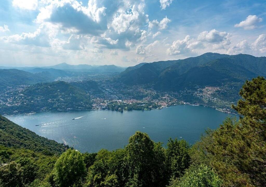 Photo of Others in Brunate