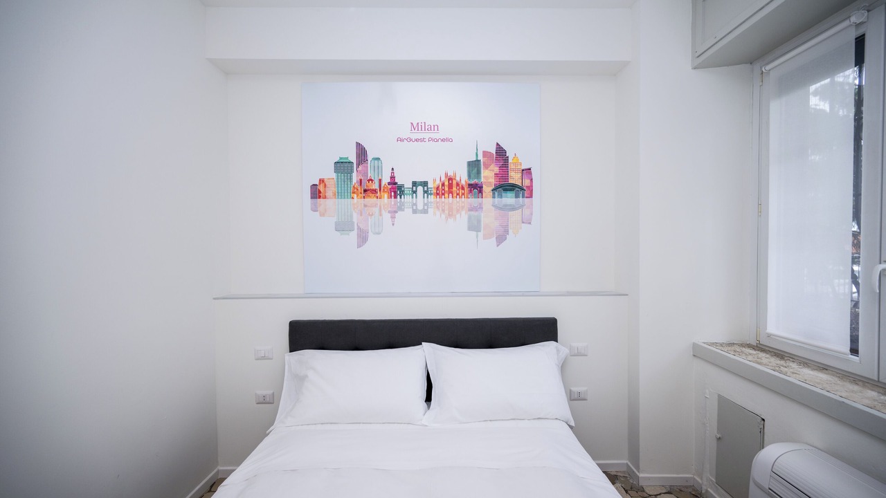 Photo of Bedroom in Milan