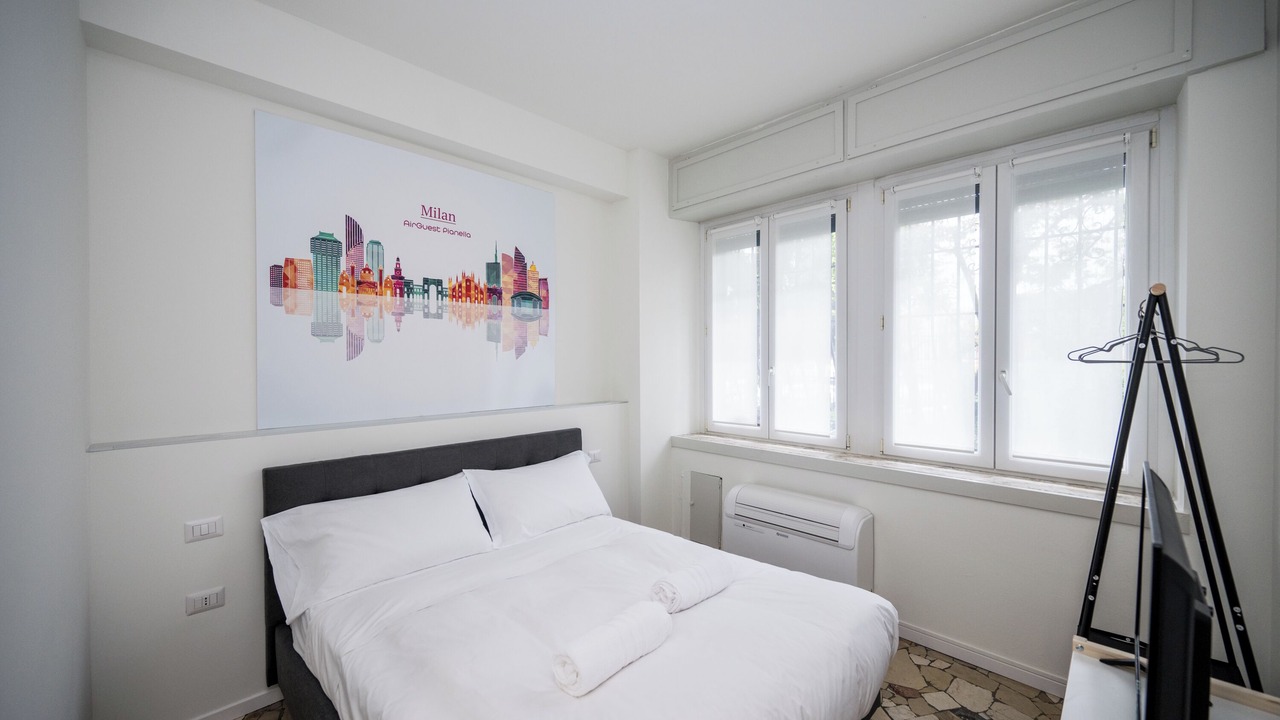 Photo of Bedroom in Milan