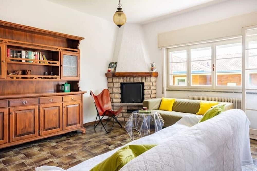 Photo of Livingroom in Cassina Valsassina