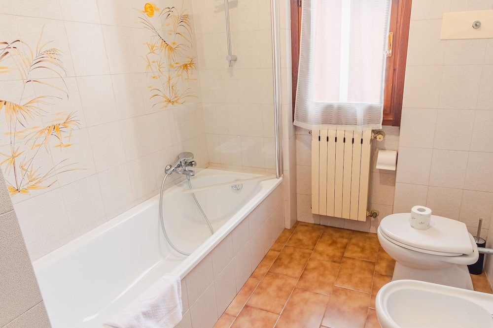 Photo of Bathroom in Desenzano del Garda