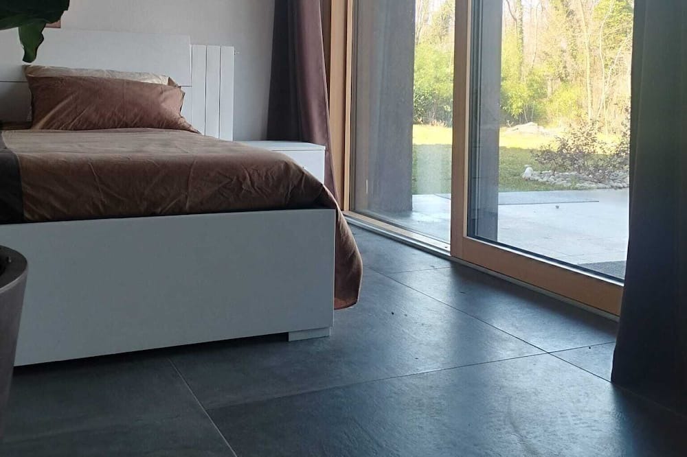 Photo of Bedroom in Olgiate Comasco