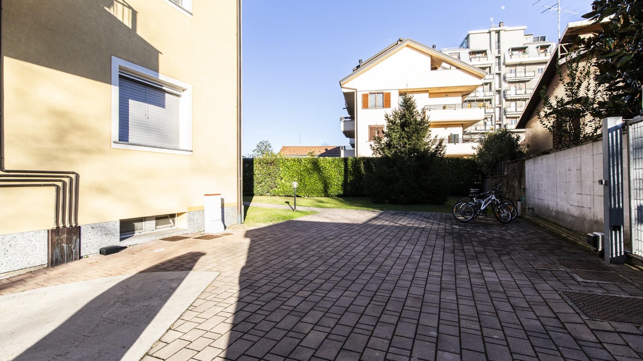 Photo of Others in Bollate
