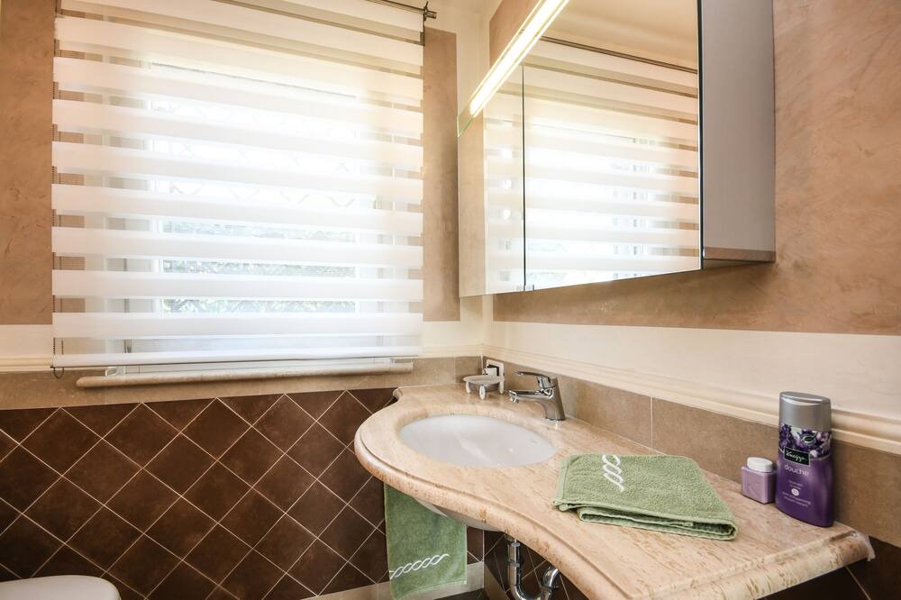 Photo of Bathroom in Crociale