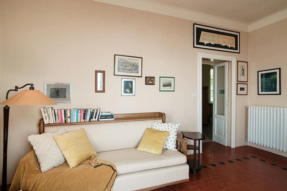 Photo of Livingroom in Brunate