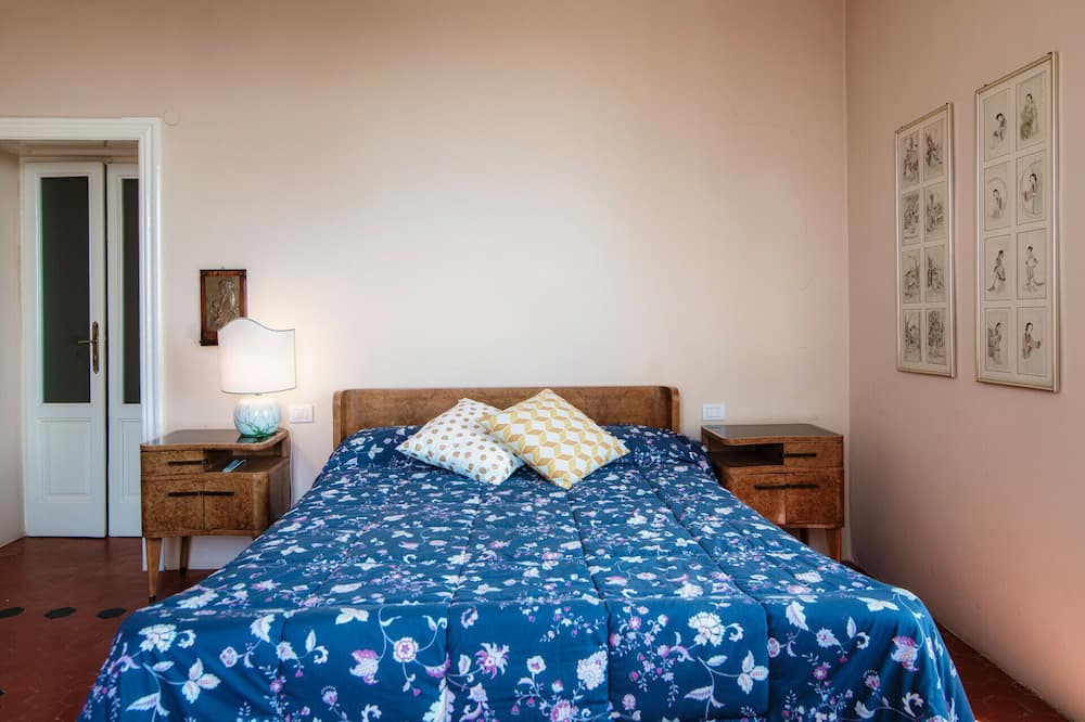 Photo of Bedroom in Brunate