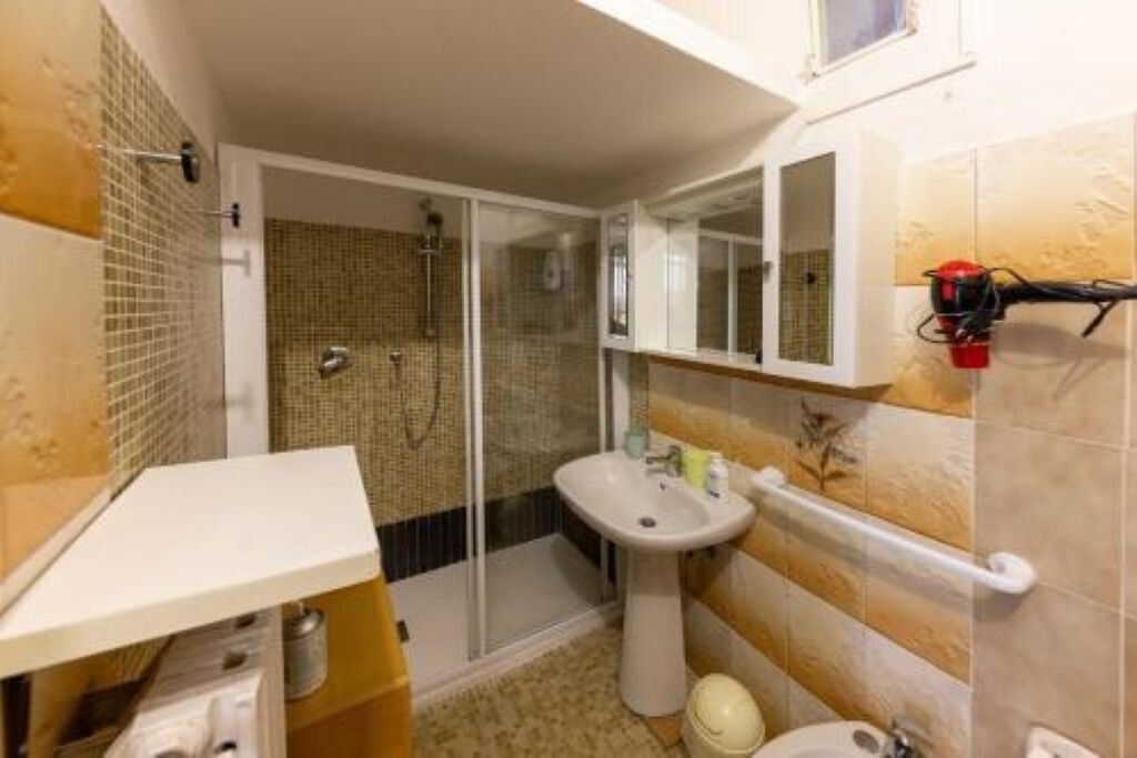 Photo of Bathroom in Bareggio