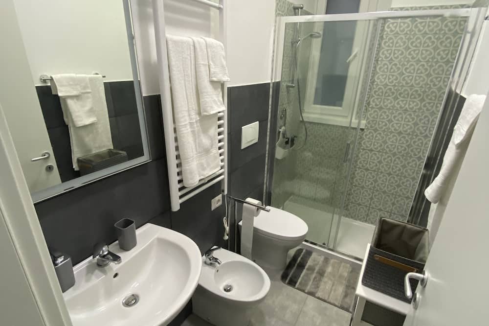 Photo of Bathroom in Niguarda