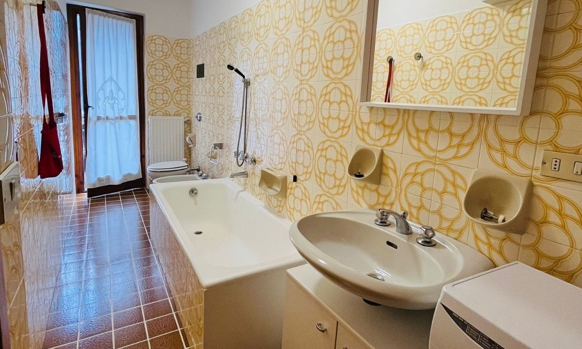 Photo of Bathroom in Campodolcino