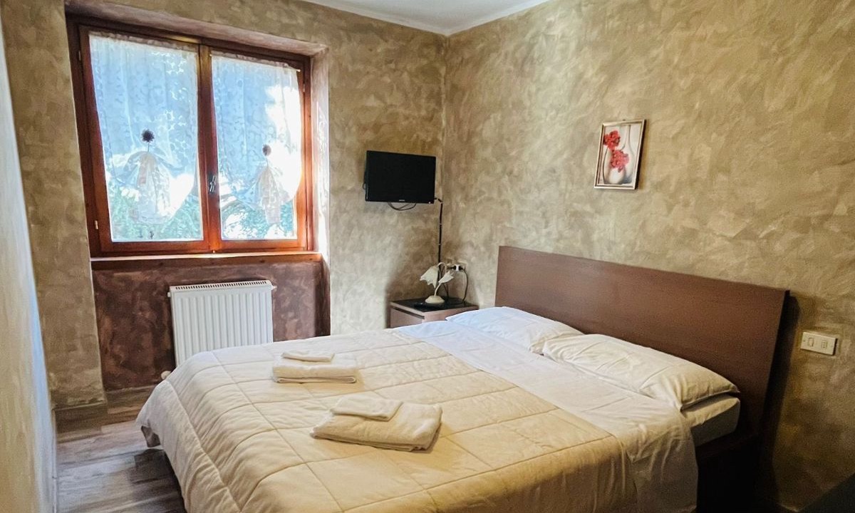 Photo of Bedroom in Campodolcino