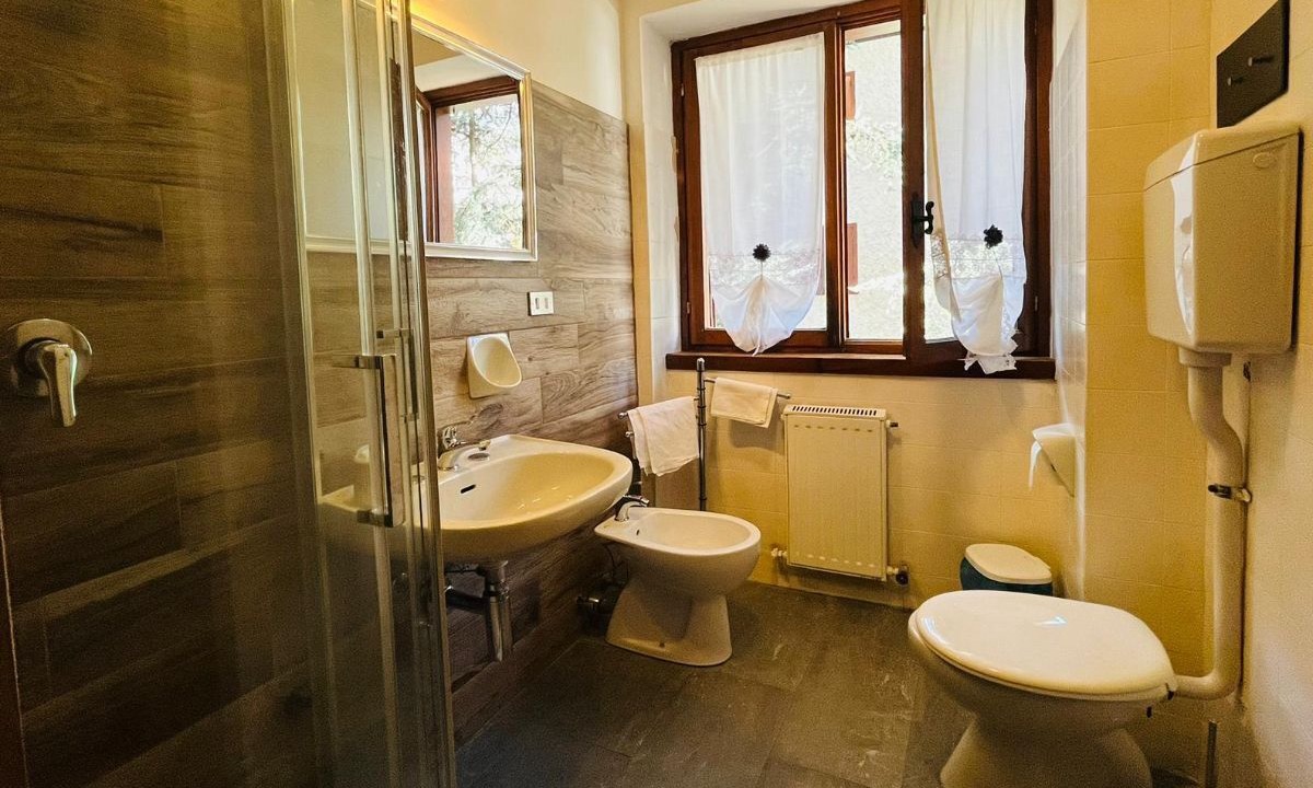 Photo of Bathroom in Campodolcino