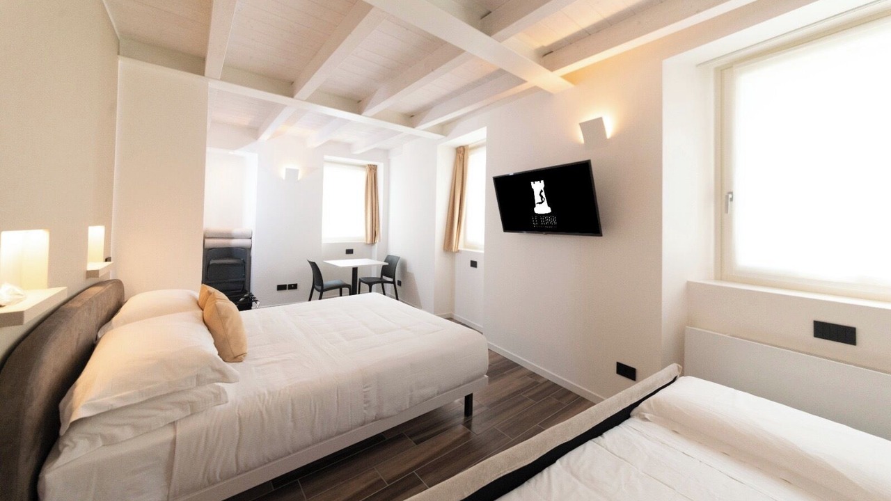 Photo of Bedroom in Lovere Old Town