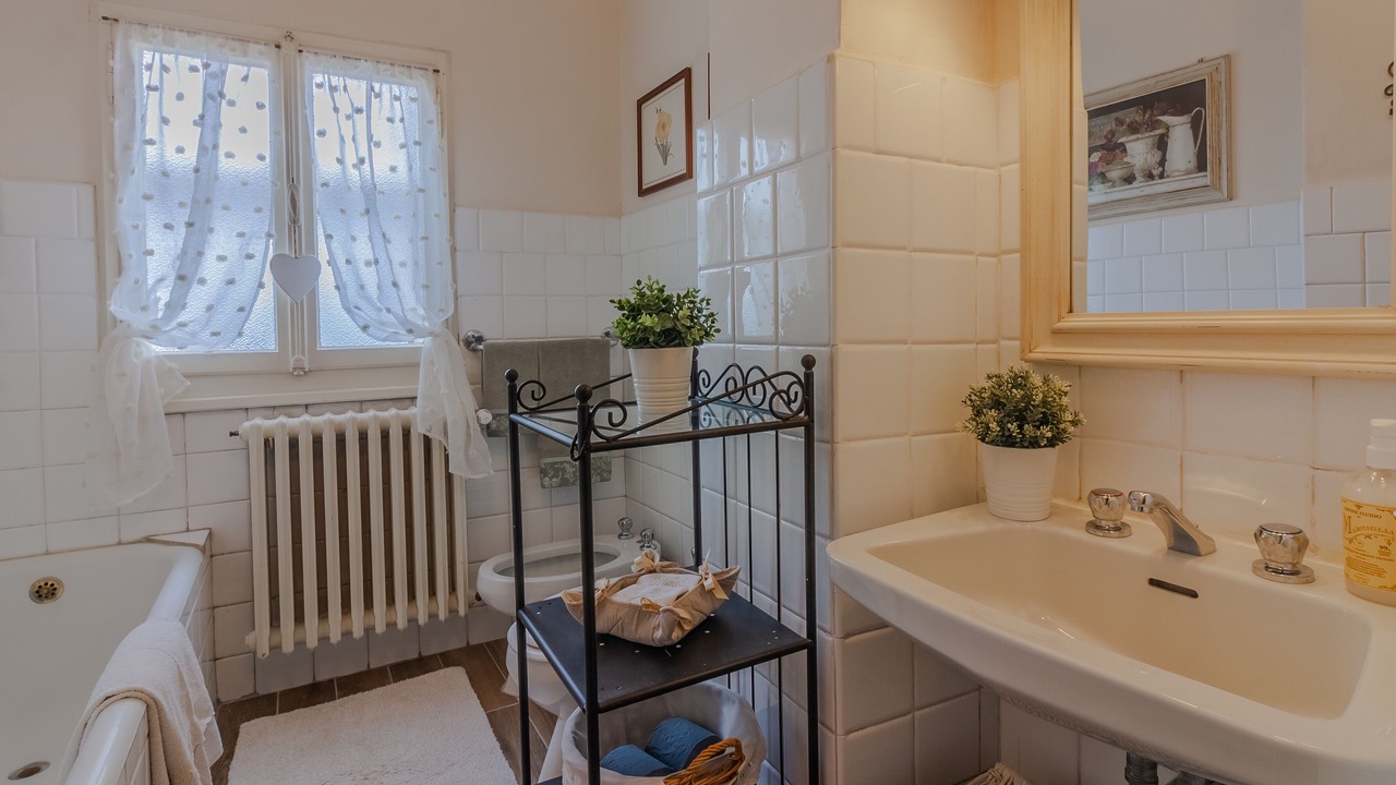 Photo of Bathroom in Regatola