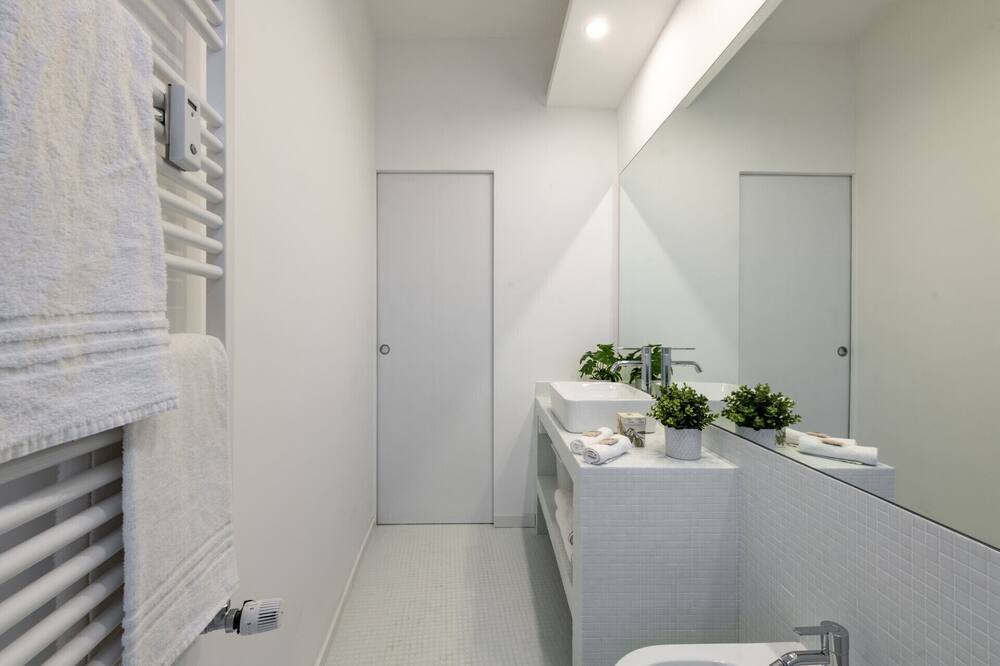 Photo of Bathroom in Gorla