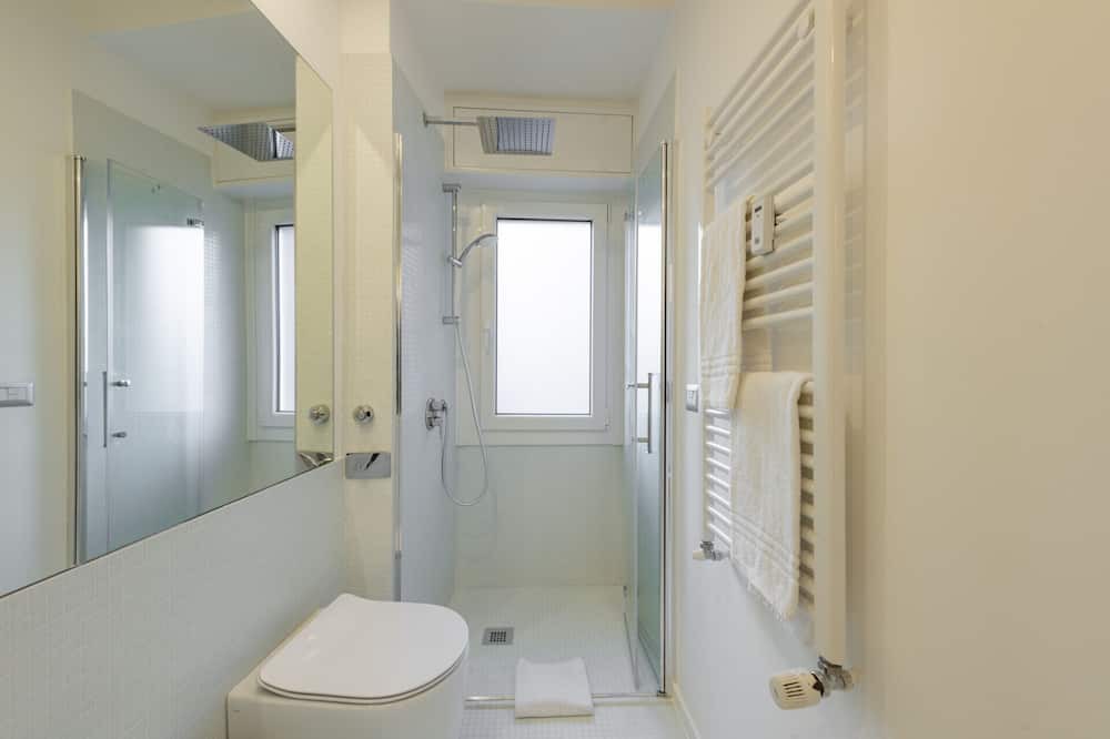 Photo of Bathroom in Gorla