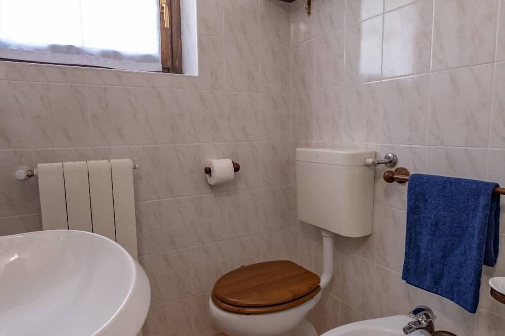 Photo of Bathroom in Colere